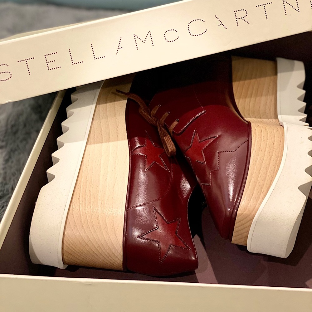 NEW Stella McCartney 39.5 Elyse Maroon Star Shoes
